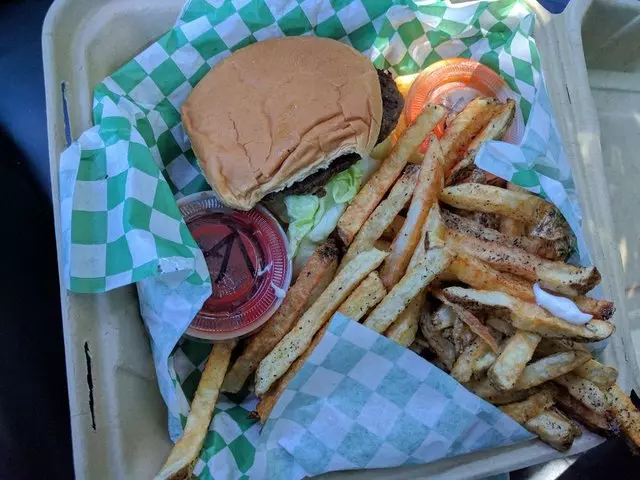 7th Street Cafe