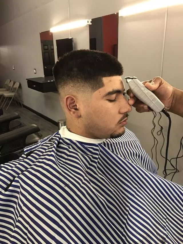 808 Barbershop & Salon