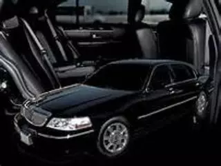 24/7 Limo & Airport Transportation Service