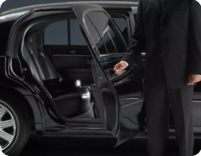 24/7 Limo & Airport Transportation Service