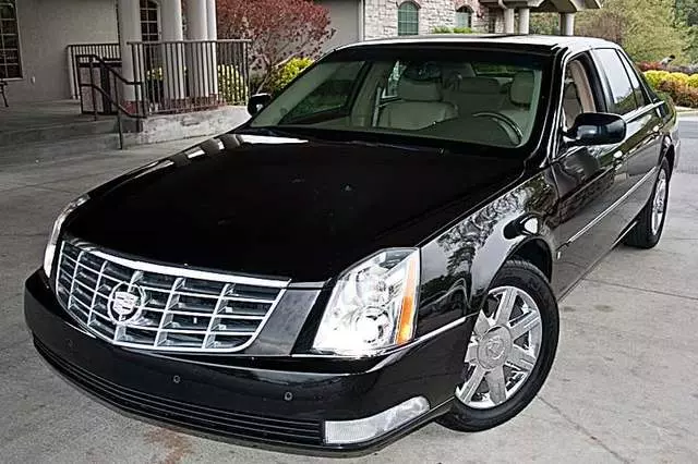 24/7 Limo & Airport Transportation Service