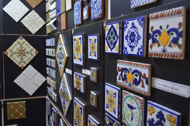 Art Tile