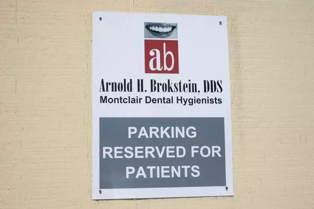 Arnold H Brokstein, DDS