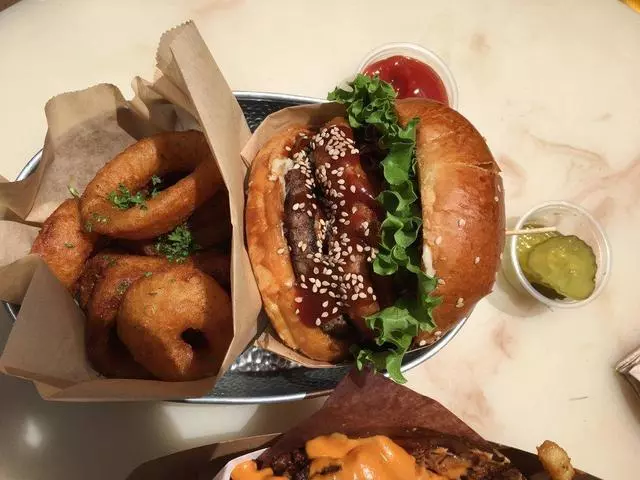 A+ Burger