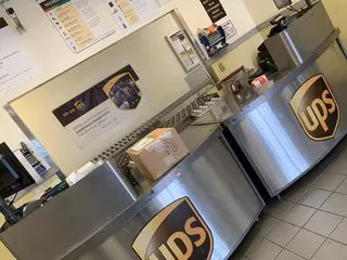 UPS
