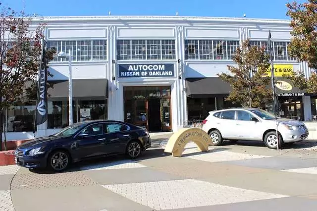 Autocom Nissan of Oakland