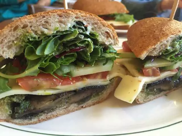 Autobahn Cafe