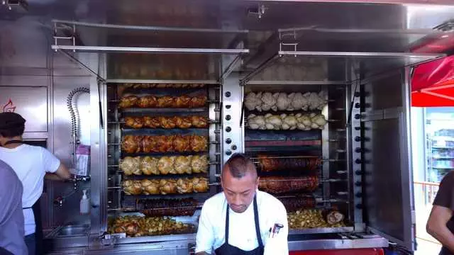 Roli Roti Gourmet Rotisserie