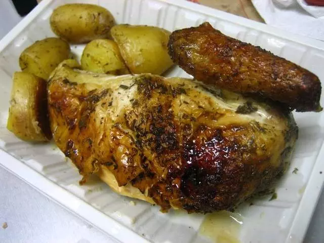 Roli Roti Gourmet Rotisserie