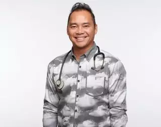 Vinh Ngo, MD :Smart Medicine