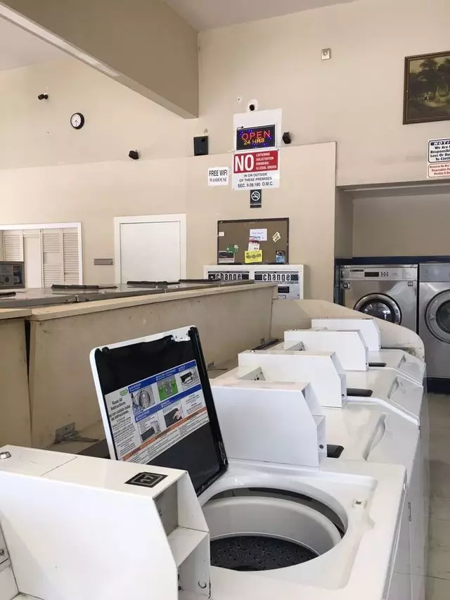 Jim&apos;s &apos;Lectric Washouse
