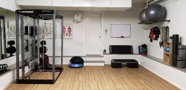 Julie&apos;s Garage Gym