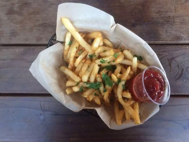 Arthur Mac’s Tap and Snack
