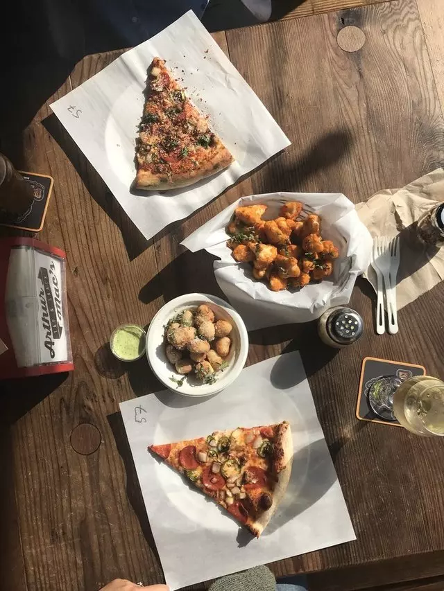 Arthur Mac’s Tap and Snack