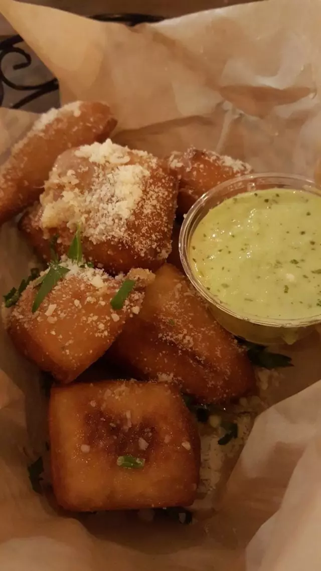 Arthur Mac’s Tap and Snack