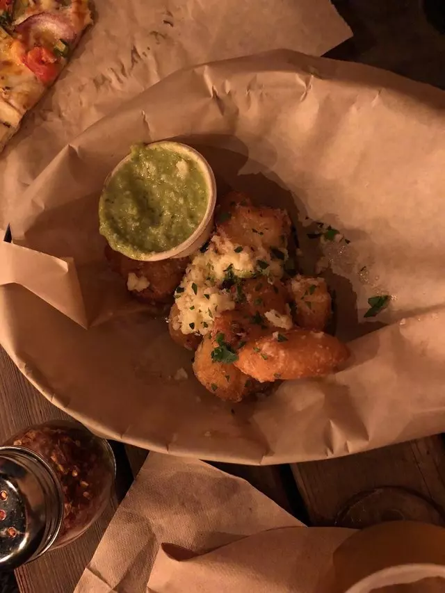 Arthur Mac’s Tap and Snack