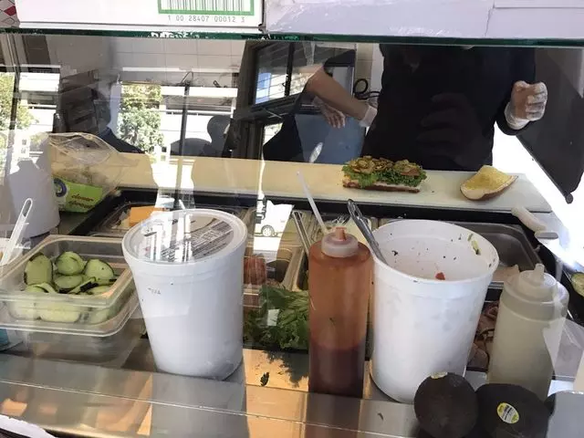 Aroma Bakery & Cafe