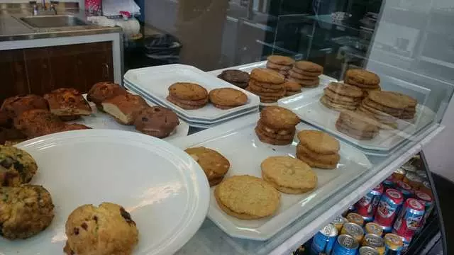 Aroma Bakery & Cafe