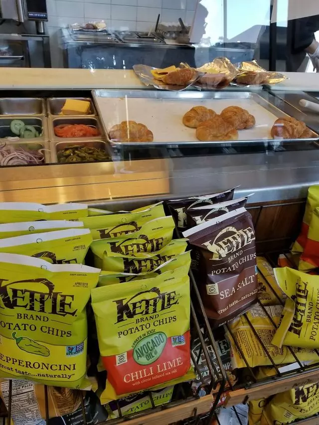 Aroma Bakery & Cafe