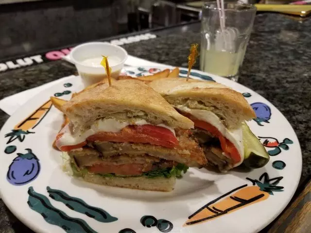 150 Bistro Restaurant Bar & Grill