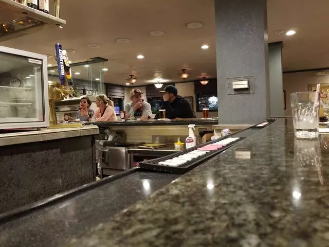 150 Bistro Restaurant Bar & Grill