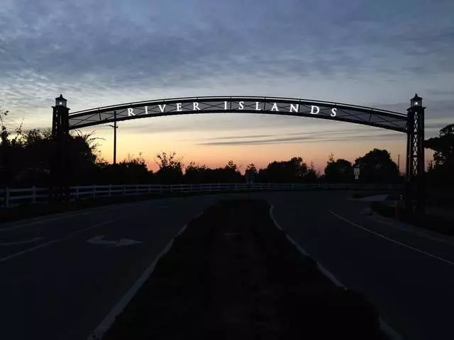 Arrow Sign Company