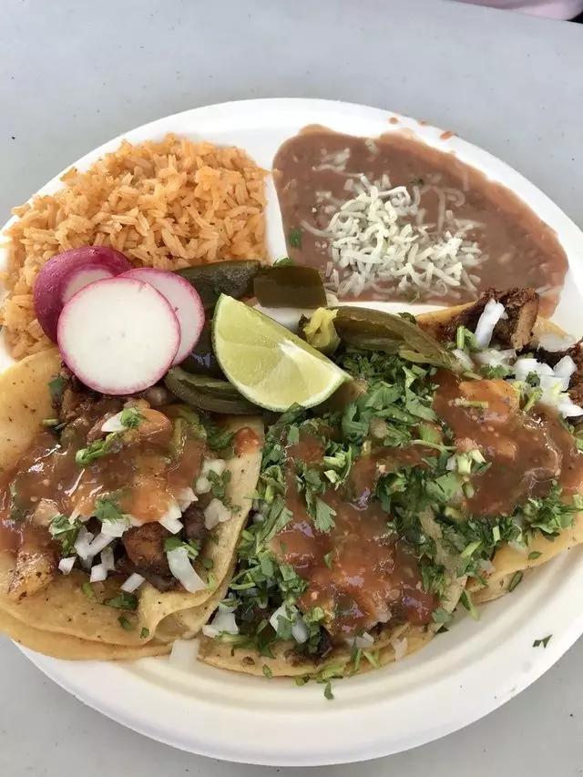 Aguachiles El Tamarindo