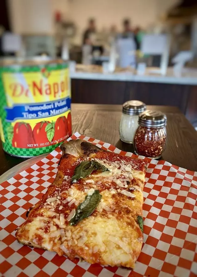 Artichoke Basille&apos;s Pizza