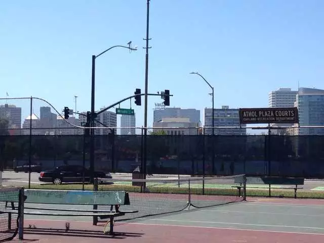 Athol Plaza Park