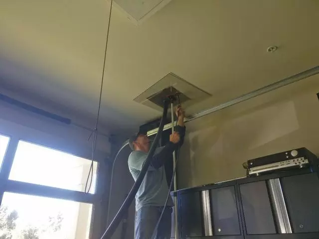 Aircom - air duct cleaning services