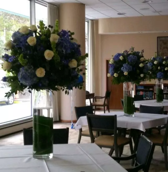 Apple Blossom Florist