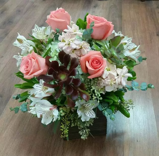 Apple Blossom Florist