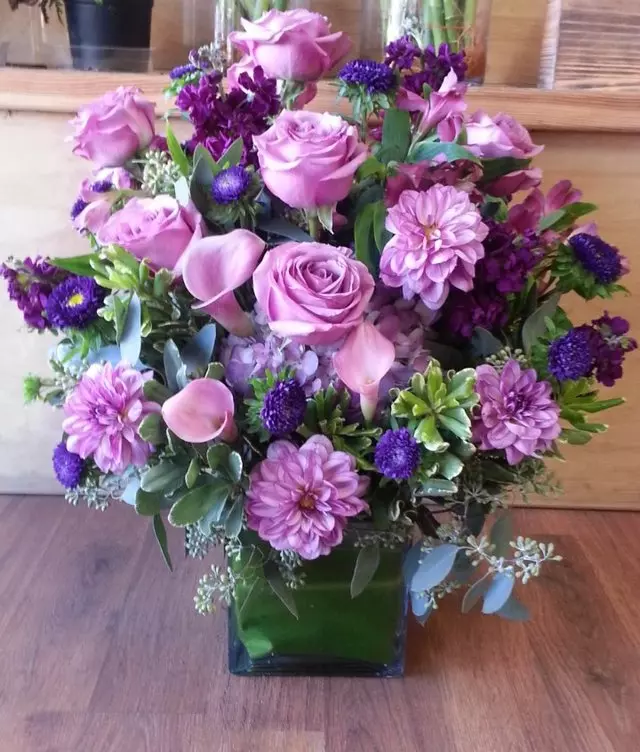 Apple Blossom Florist