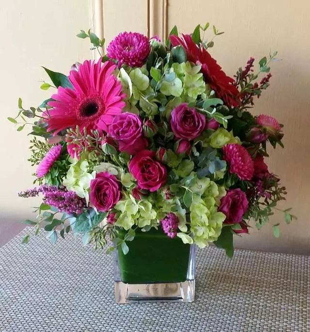 Apple Blossom Florist