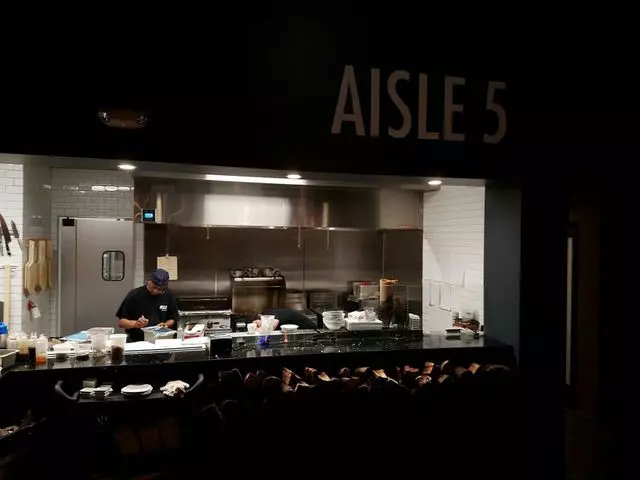 Aisle 5 Oakland
