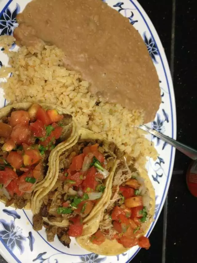 Taqueria Las Comadres