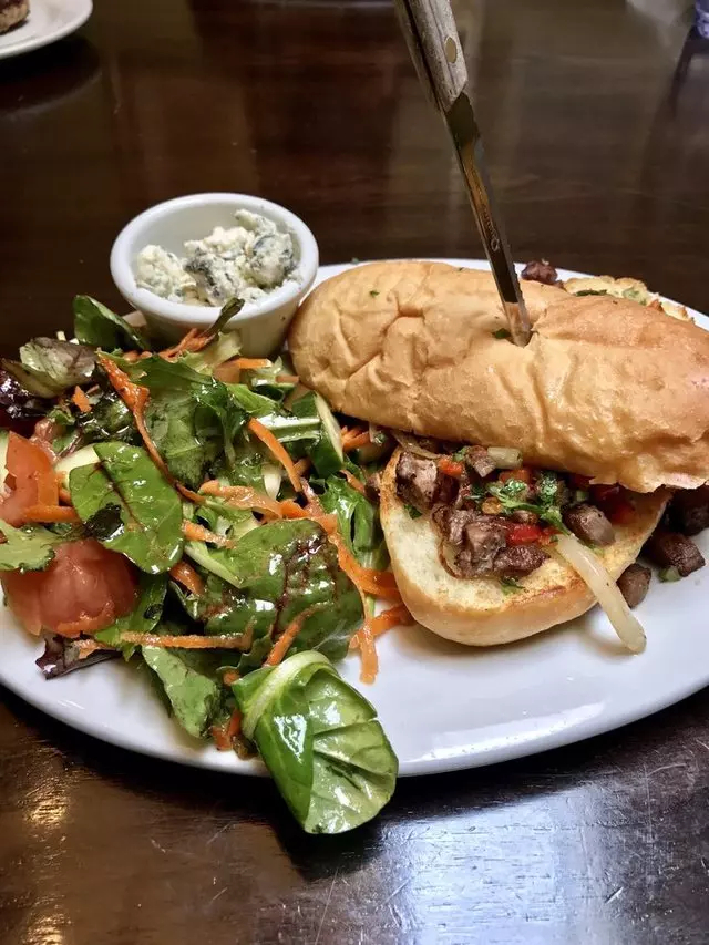 Aunt Mary’s Café