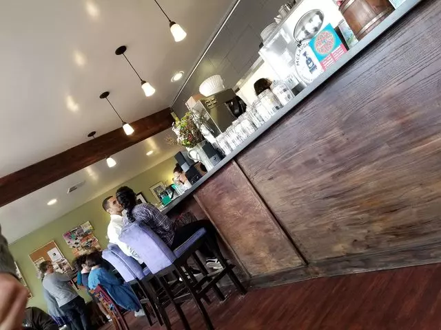 Aunt Mary’s Café