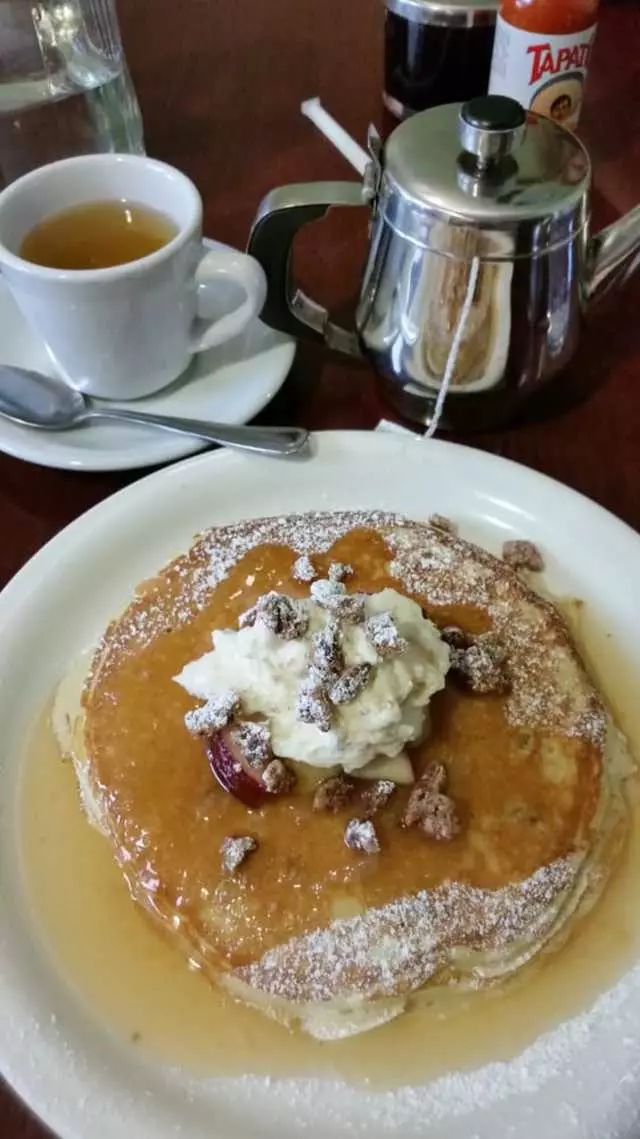 Aunt Mary’s Café