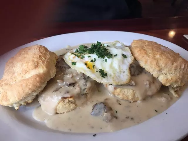 Aunt Mary’s Café