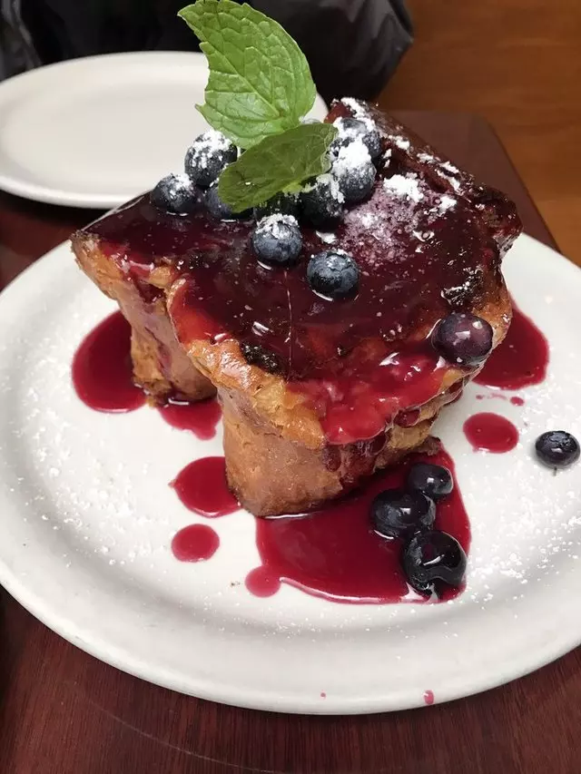 Aunt Mary’s Café