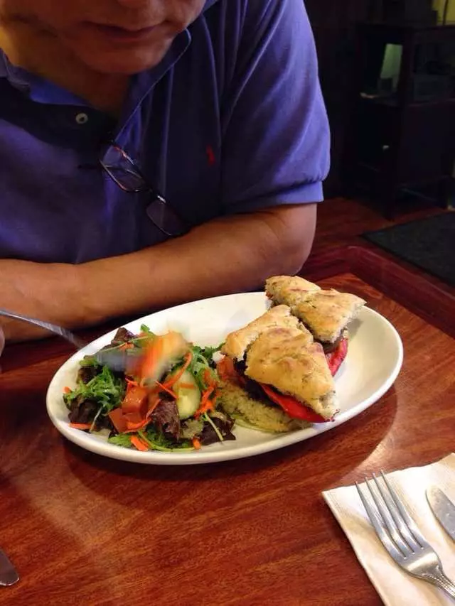 Aunt Mary’s Café