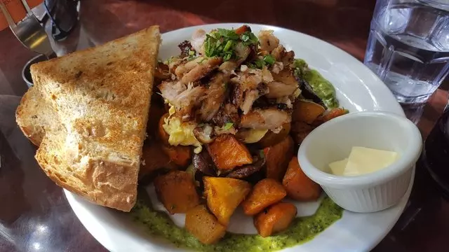 Aunt Mary’s Café