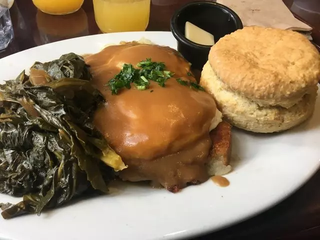 Aunt Mary’s Café