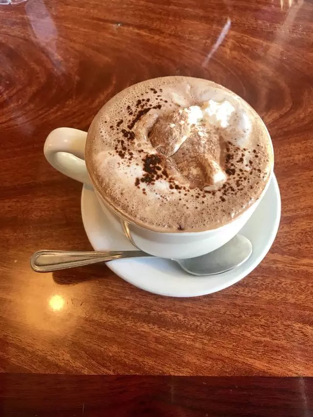 Aunt Mary’s Café