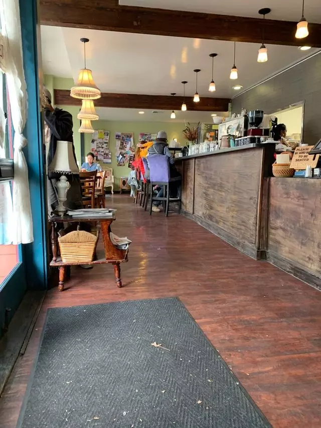 Aunt Mary’s Café