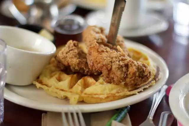 Aunt Mary’s Café