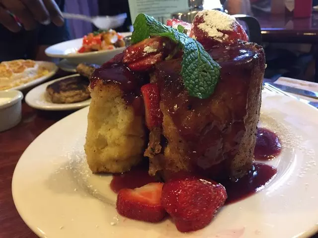 Aunt Mary’s Café