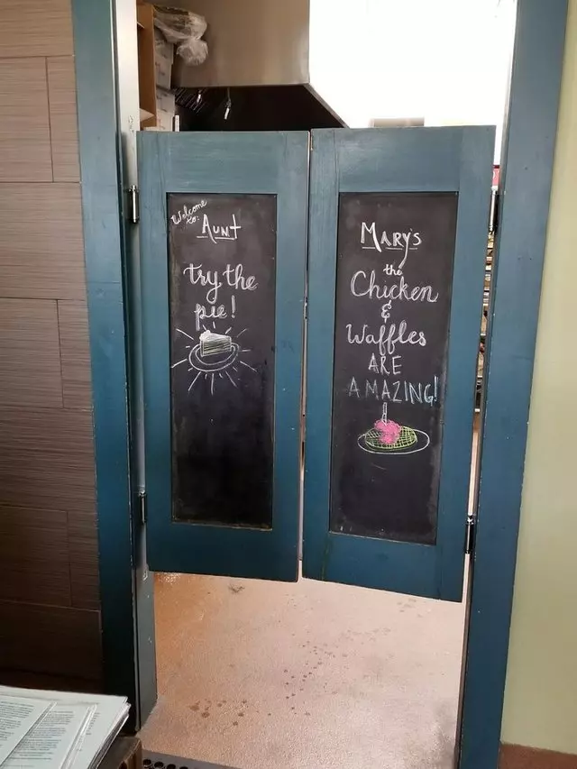 Aunt Mary’s Café