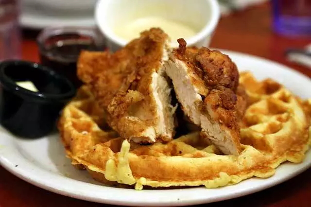 Aunt Mary’s Café